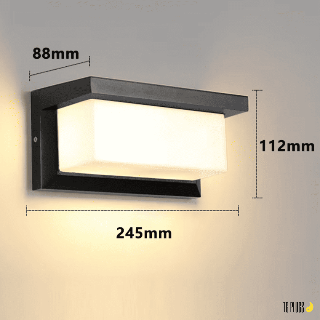 Reinforced Waterproof Outdoor Wall Light – Heavy-Duty LED Fixture for Patio, Garage, Yard & Exterior Safety Lighting