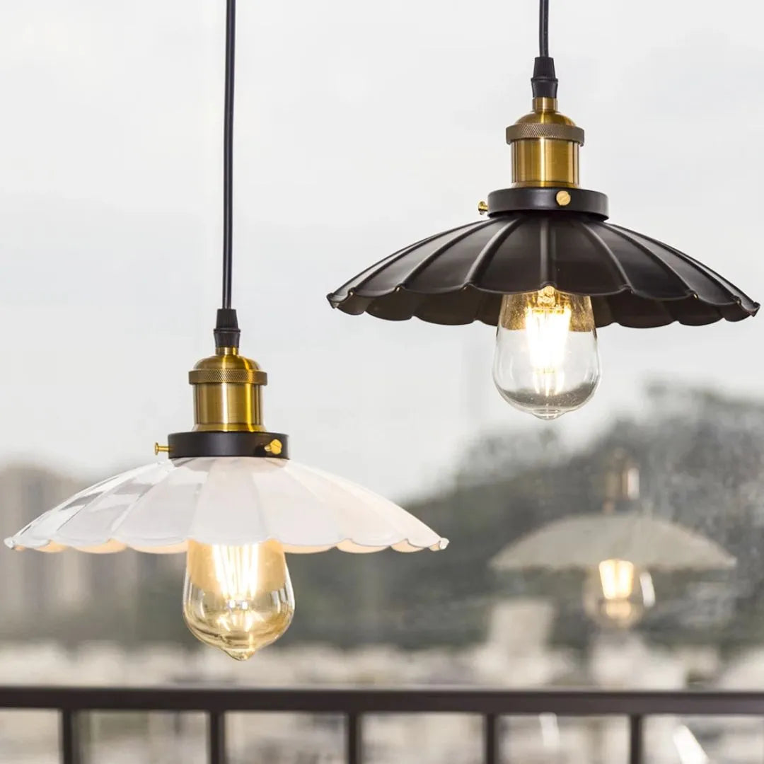 Rustic Barn Style Pendant Light – Vintage Farmhouse Ceiling Lamp for Kitchen or Loft
