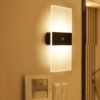 Wireless USB Rechargeable Wall Sconce – LED Motion Sensor Indoor Night Lamp for Bedroom, Corridor & Energy-Saving Use