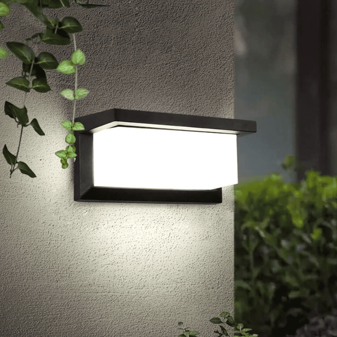 Reinforced Waterproof Outdoor Wall Light – Heavy-Duty LED Fixture for Patio, Garage, Yard & Exterior Safety Lighting