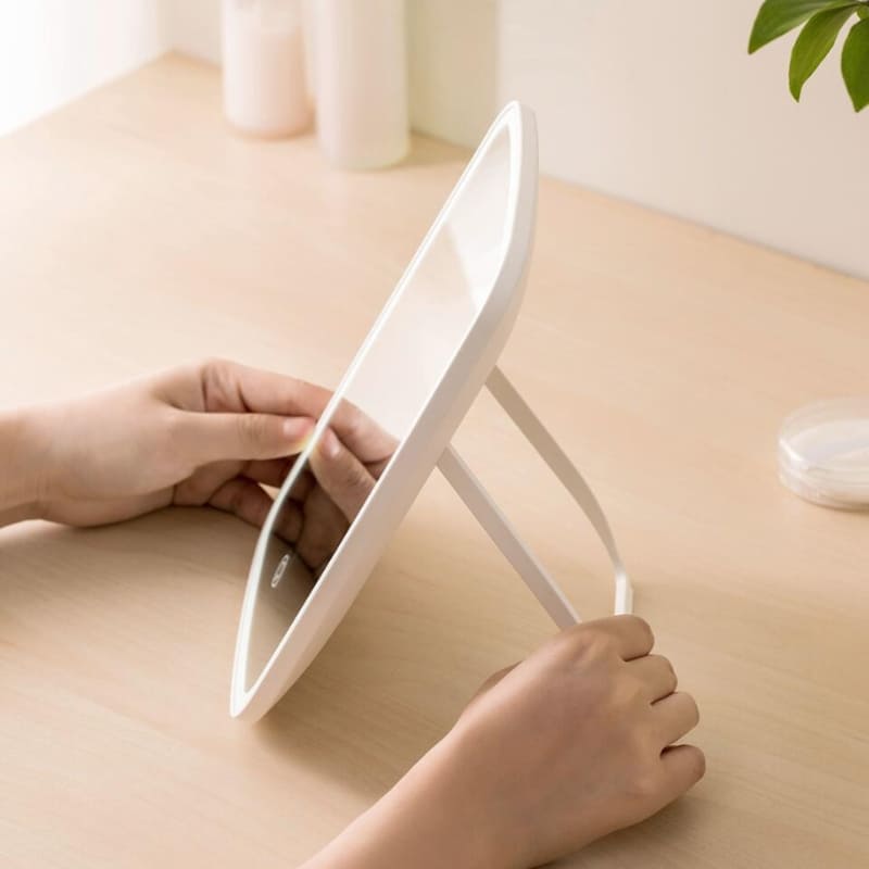 LED Makeup Vanity Mirror – Bright Adjustable Light for Beauty & Grooming
