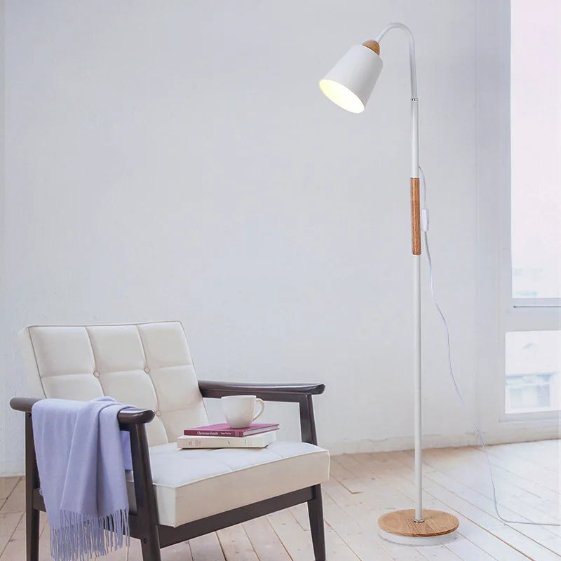 Flexible Metal Floor Lamp – Adjustable Standing LED Lamp for Living Room & Office