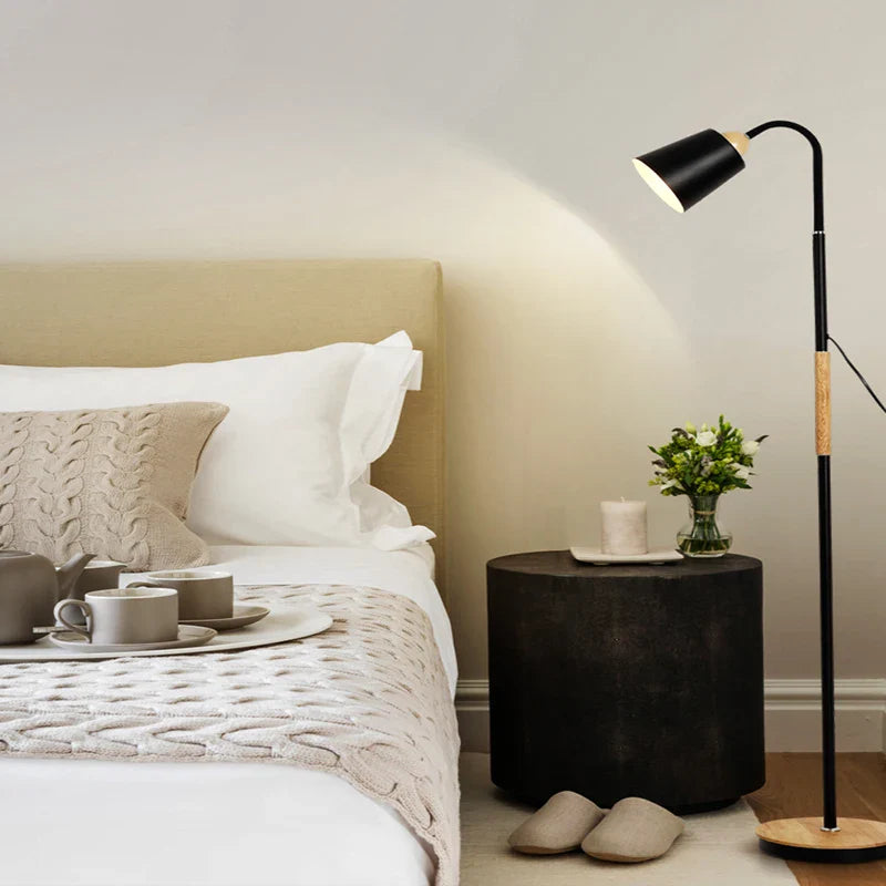 Flexible Metal Floor Lamp – Adjustable Standing LED Lamp for Living Room & Office