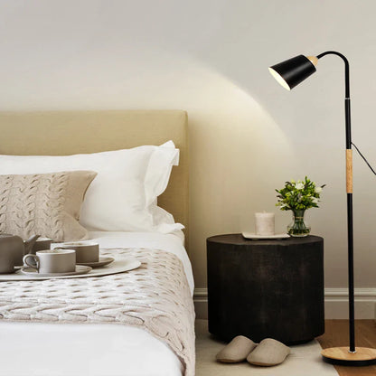 Flexible Metal Floor Lamp – Adjustable Standing LED Lamp for Living Room & Office