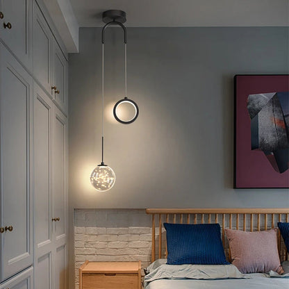 Artistic Globe Pendant Light – Decorative Ceiling Lamp for Modern Spaces and Creative Interiors