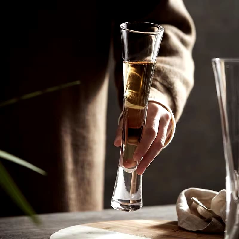 Crystal Champagne Glass – Luxury Home Bar & Elegant Drinkware