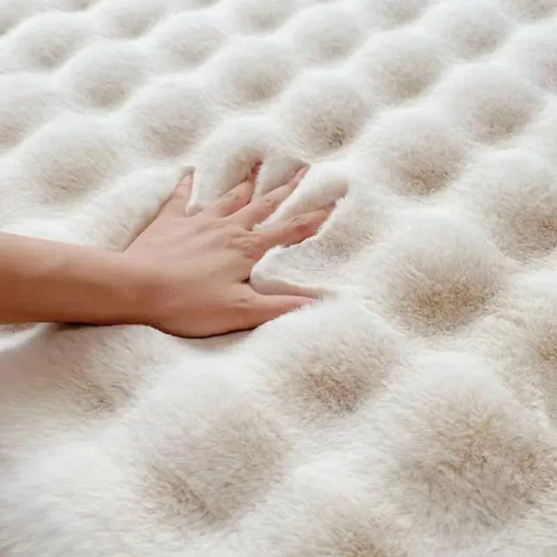 Plush Anti-Slip Rug — Ultra Soft Living Room & Bedroom Carpet for Modern Home Decor