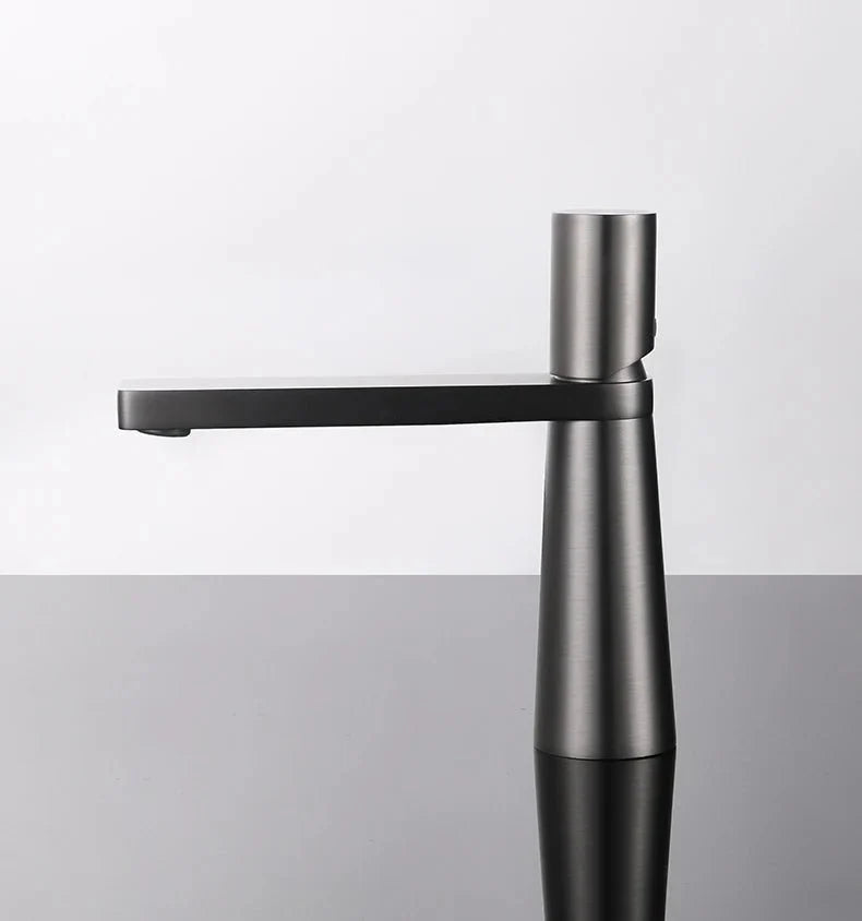 Natalia Single-Handle Bathroom Faucet – Modern Designer Tap for Bathroom Sink